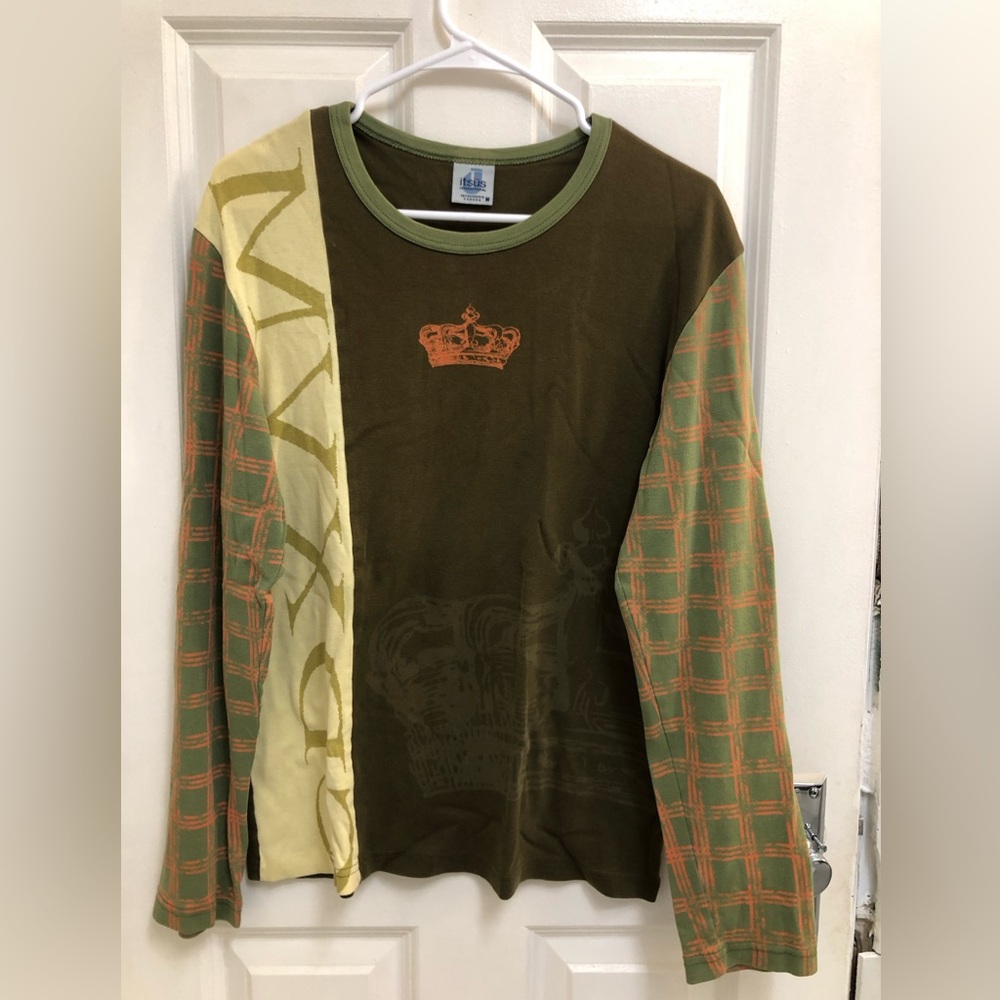 ITSUS Men’s color blocked Crown Print Plaid T-shirt sz.M Vintage LIKE NEW